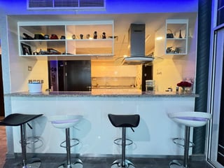Spacious Layout | Vacant On Transfer | Vastu, picture 4