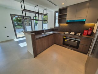 Brand New | Kitchen Appliances | Close to Pool, picture 3