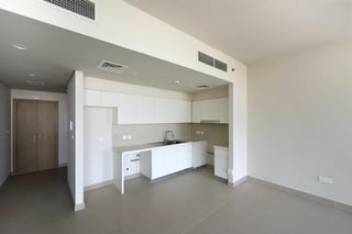 Vacant | Ready To Move | Good Views....., picture 4