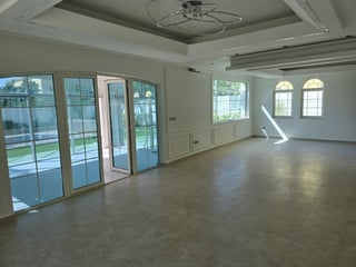 Upgraded | Turnkey | Internal | Away From Cables, picture 4