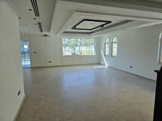 Upgraded | Turnkey | Internal | Away From Cables, picture 3
