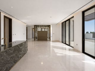 An Elie Saab Designed Residence in Palm Hills with Panoramic Burj Khalifa Views, picture 4