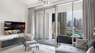 Upgraded apartment in Downtown with spectacular view, picture 4