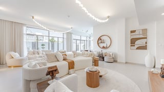 Spacious villa in Dubai South with lagoon view, picture 3