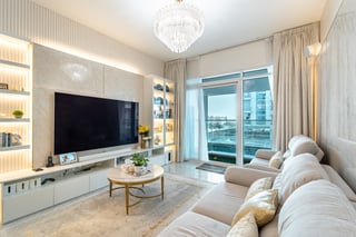 Fully Upgraded | Near Metro | Vacant on Transfer, picture 3