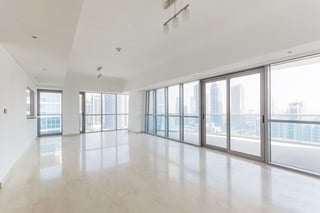 Exclusive | High Floor | Full Marina View, picture 3