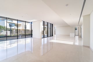 Modern Luxury | Private Pool | Serene Lake Views, picture 3