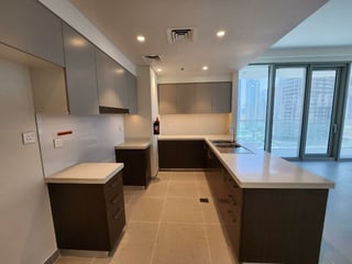 Huge Layout | Vacant Soon | High Rental Income, picture 4
