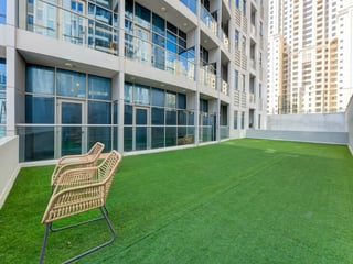 Cheapest on the Market | Huge Terrace | Distressed, picture 4