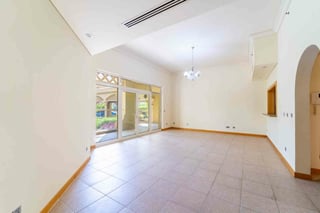 Spacious Layout | Park Views | Beach Access, picture 3