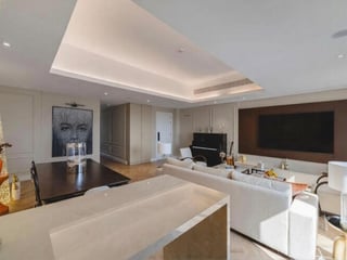 Luxurious | Golf Course View | Prime Location, picture 3
