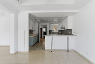 Well Maintained | Upgraded Kitchen | Vacant, picture 3