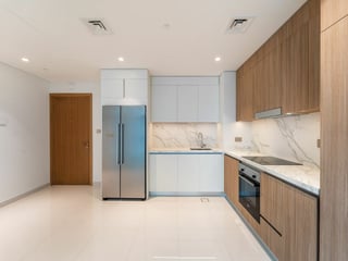 Great Deal | 5 Star Amenities| Palm & Marina views, picture 4