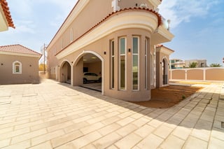 Luxury  and Modern | Exclusive Location |  GCC, picture 3