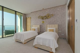 Exclusive | High Floor | Available Now | Furnished, picture 4