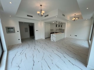 Refined Designer Living | District 11 |Corner Unit, picture 4