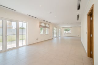 Opposite Park | Large Plot | Motivated Seller, picture 4