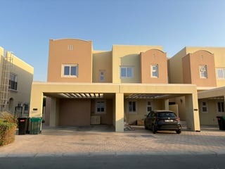 Single Row | Great Location | Must See.., picture 3