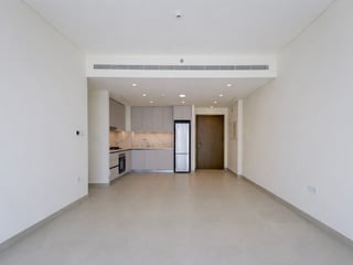 Exclusive I Panoramic view I High Floor I Vacant, picture 4