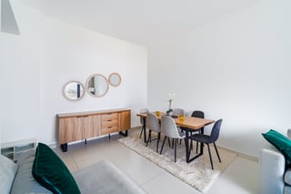 Fully Furnished | Mid Floor | Best Priced, picture 4