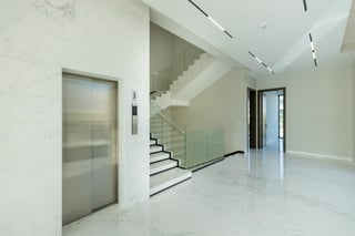Price Reduced | 6 Bedrooms  |  Luxurious Villa, picture 4