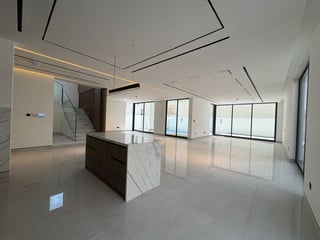 Luxury | Brand New | Custom-Built......., picture 4