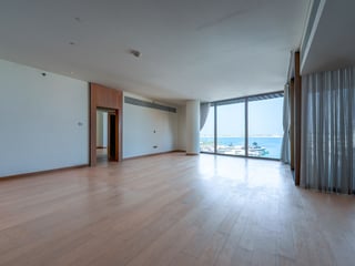 Luxury Bulgari Living with Stunning Marina Views, picture 3
