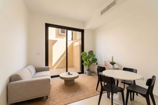 Vacant Now | Corner Unit | Greenbelt Backing, picture 4