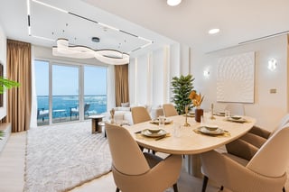 Vacant | Full Sea View | Luxuriously Upgraded, picture 3