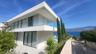 Luxurious first line villa for sale on Brac island in Splits, picture 4