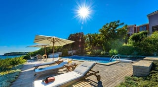 Beautifully isolated 1st line villa on a romantic island clo, picture 3