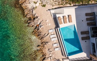 Absolutely stunning villa next to the beachline, swimming po, picture 3
