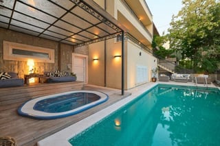 Exceptional classical style villa in Split, with swimming po, picture 3