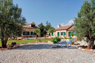Authentic Dalmatian hacienda on the island of Hvar just 800, picture 4