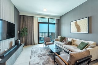 Fully Upgraded | Beach View | Vacant on Transfer, picture 3
