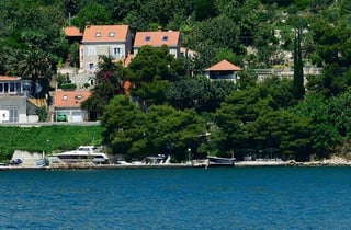 Unique magnificent villa with a swimming pool on the FIRST L, picture 3