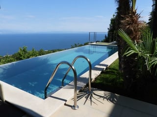 Luxury villa with beautiful sea views, swimming pool in Lovr, picture 3