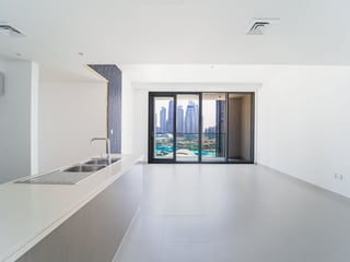 Motivated Seller | Burj-Fountain View | Best layout, picture 3
