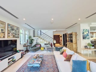Prime location | Well maintained | Near Park, picture 3