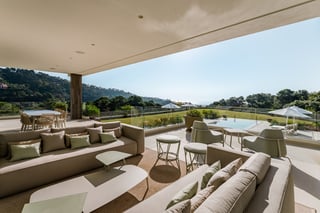 New Breathtaking Modern Luxury House with Panoramic Views, picture 4