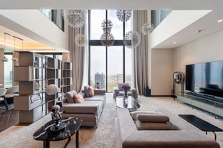 Luxury Furnished Duplex | Skyline Views., picture 4