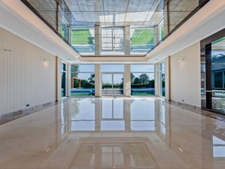 Prestigious Emirates Hills Villa with Golf Views, picture 4