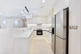 Stunning 3BR | Sea Views | Ready to Move In, picture 3