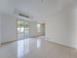 Lake View | Renovation Potential | Prime Location, picture 3