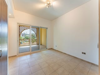 Ground Floor | Expansive Terrace | Generous Layout, picture 4