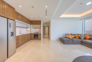 Full Marina Views | Spacious Layout | Beachfront Living, picture 4