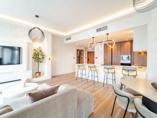 Architect Designed Residence | Panoramic 360 Views, picture 3