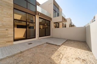 Next to Pool & Park | Motivated Seller | Branded, picture 3