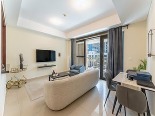 Boulevard View | Low Floor | Spacious Layout, picture 4