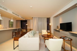 Spacious 2BR + Study | Prime Branded Living, picture 4